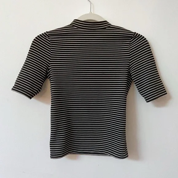 H&M Divided | Striped Mock Neck Top | XS - Picture 4 of 5